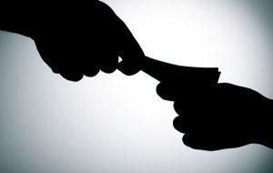 Ο μπροστινός της Νέας Δημοκρατίας Σταύρος Παπασταύρου στην offshore εταιρεία του ΠΑΝΑΜΑ AISIOS FOUNDATION με τον τραπεζίτη της Goldman Sachs, Emmanuel Gavaudan μοίραζαν αυτά που λήστευαν από τα ταμεία της Ελλάδας.